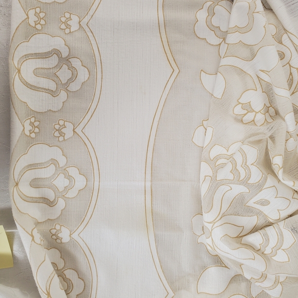 Tablecloth - White, Danish, Square - Picture 5 of 5